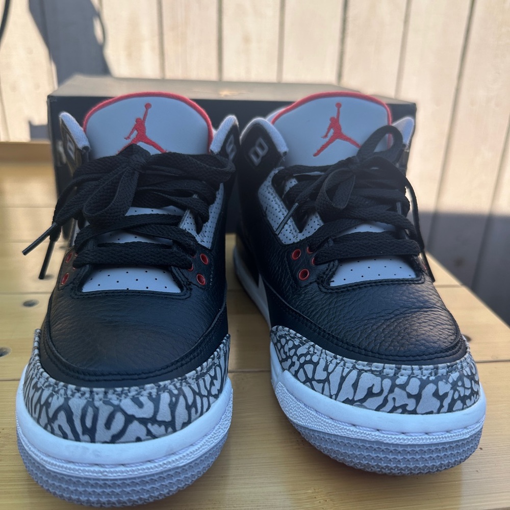 Air Jordan 3 Retro OG BG Black Cement 2018 size 6Y - Picture 6 of 11